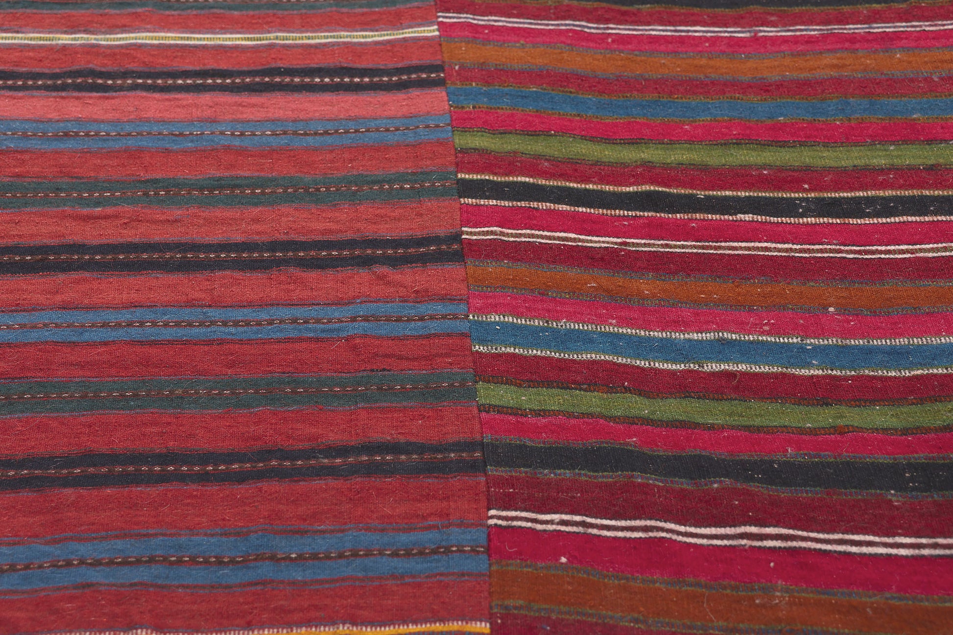 9 x 12 Vintage Turkish Striped Kilim Rug 60643
