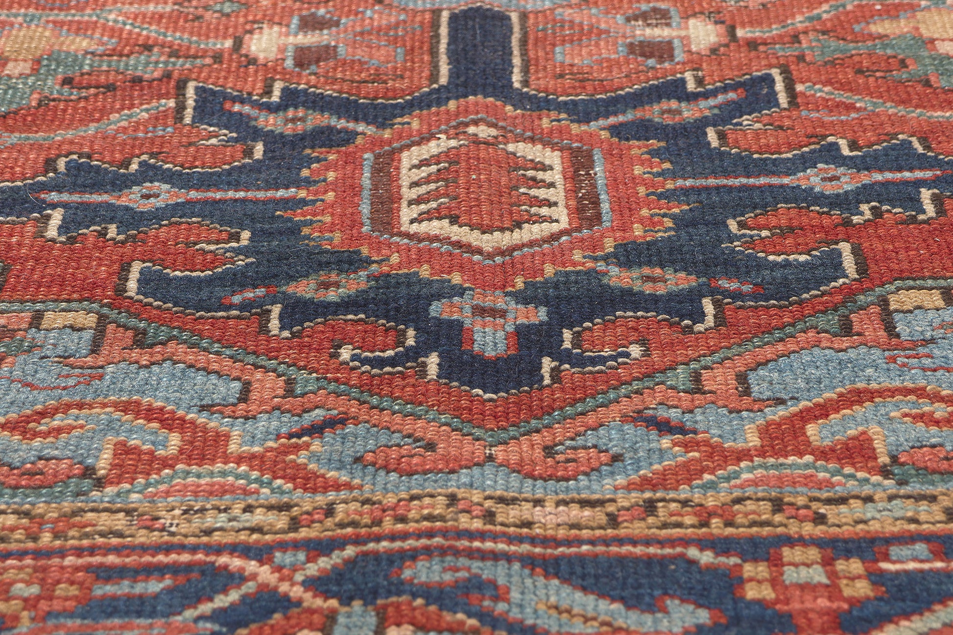 8 x 10 Antique Persian Heriz Rug 78675