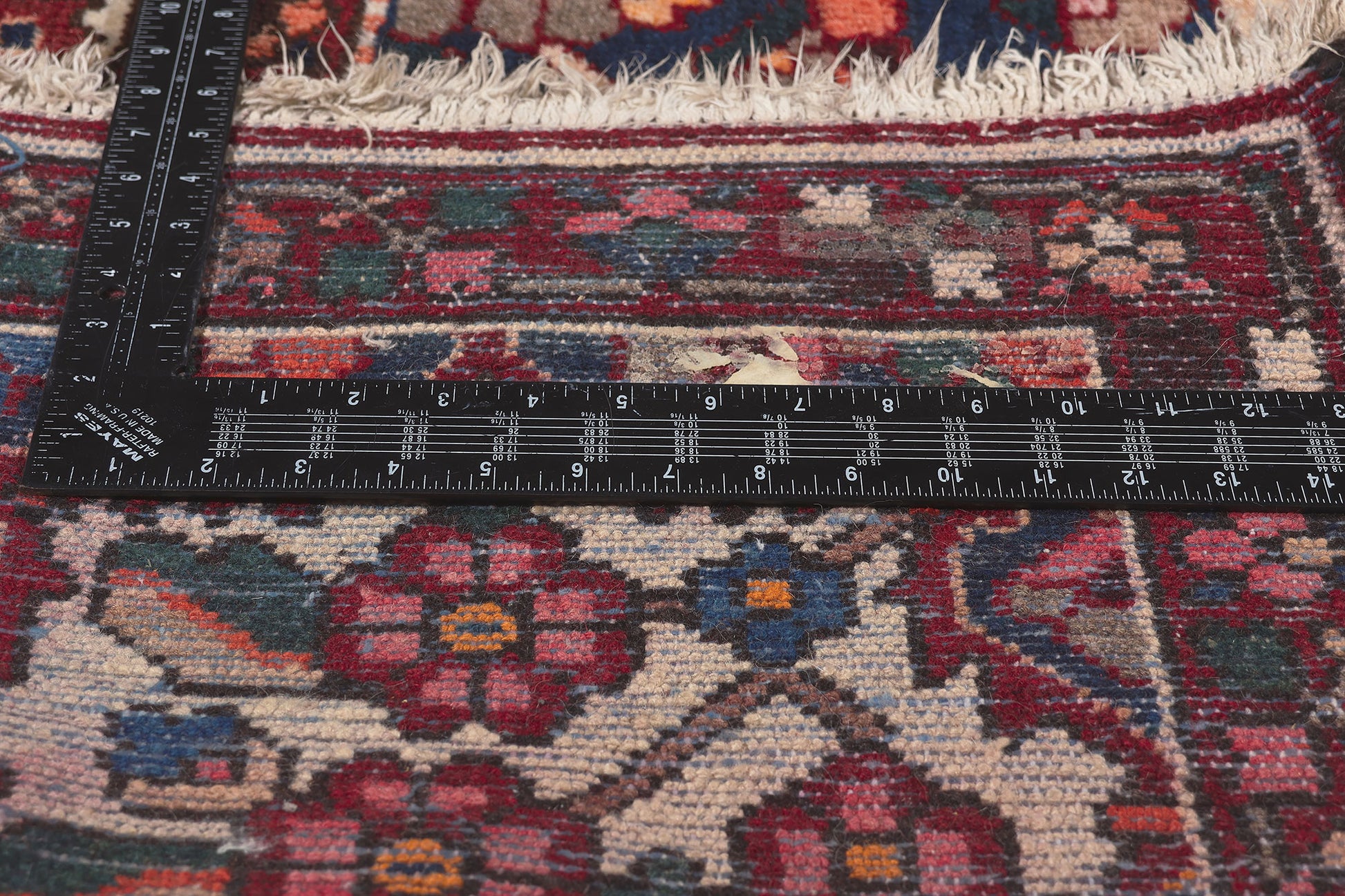 10 x 13 Antique Persian Bakhtiari Rug 78570