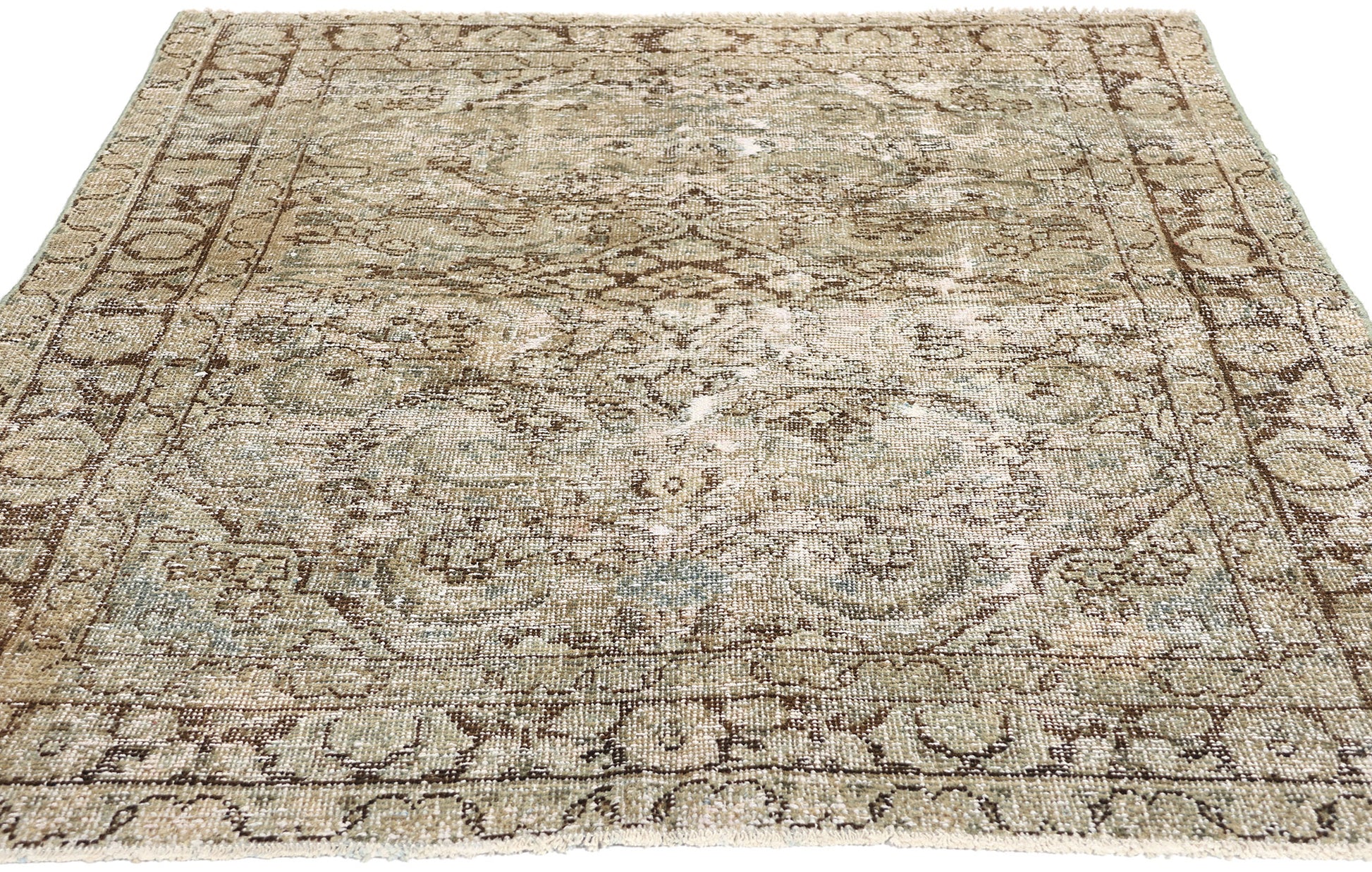 4 x 6 Antique-Worn Persian Mahal Rug 61002