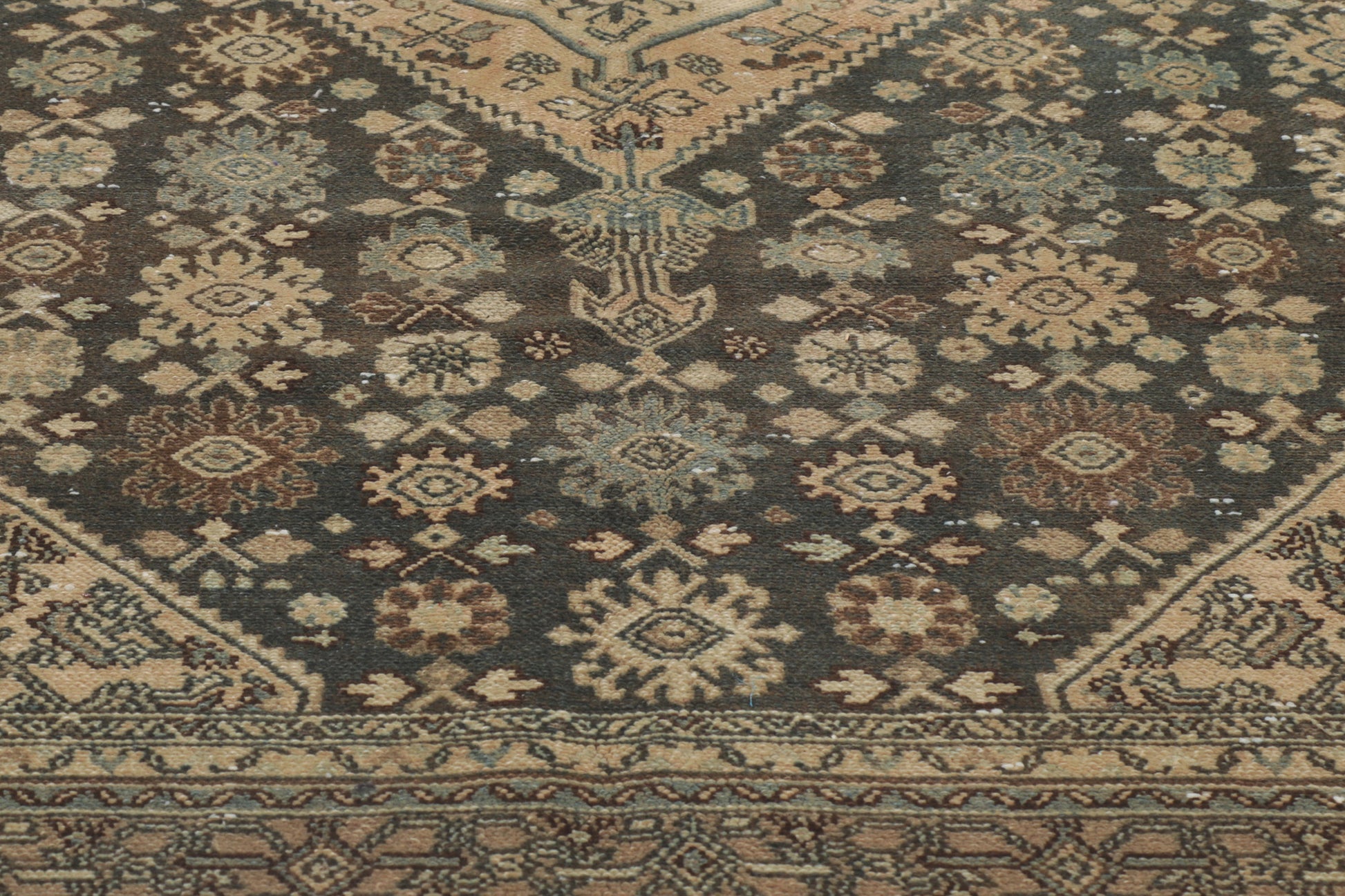 7 x 10 Vintage Persian Hamadan Rug 61007