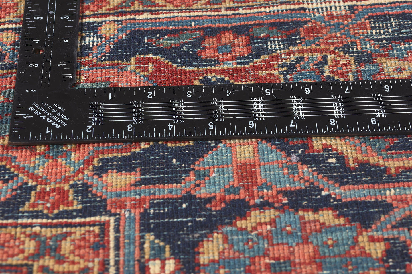 9 x 12 Antique Persian Serapi Rug 78709
