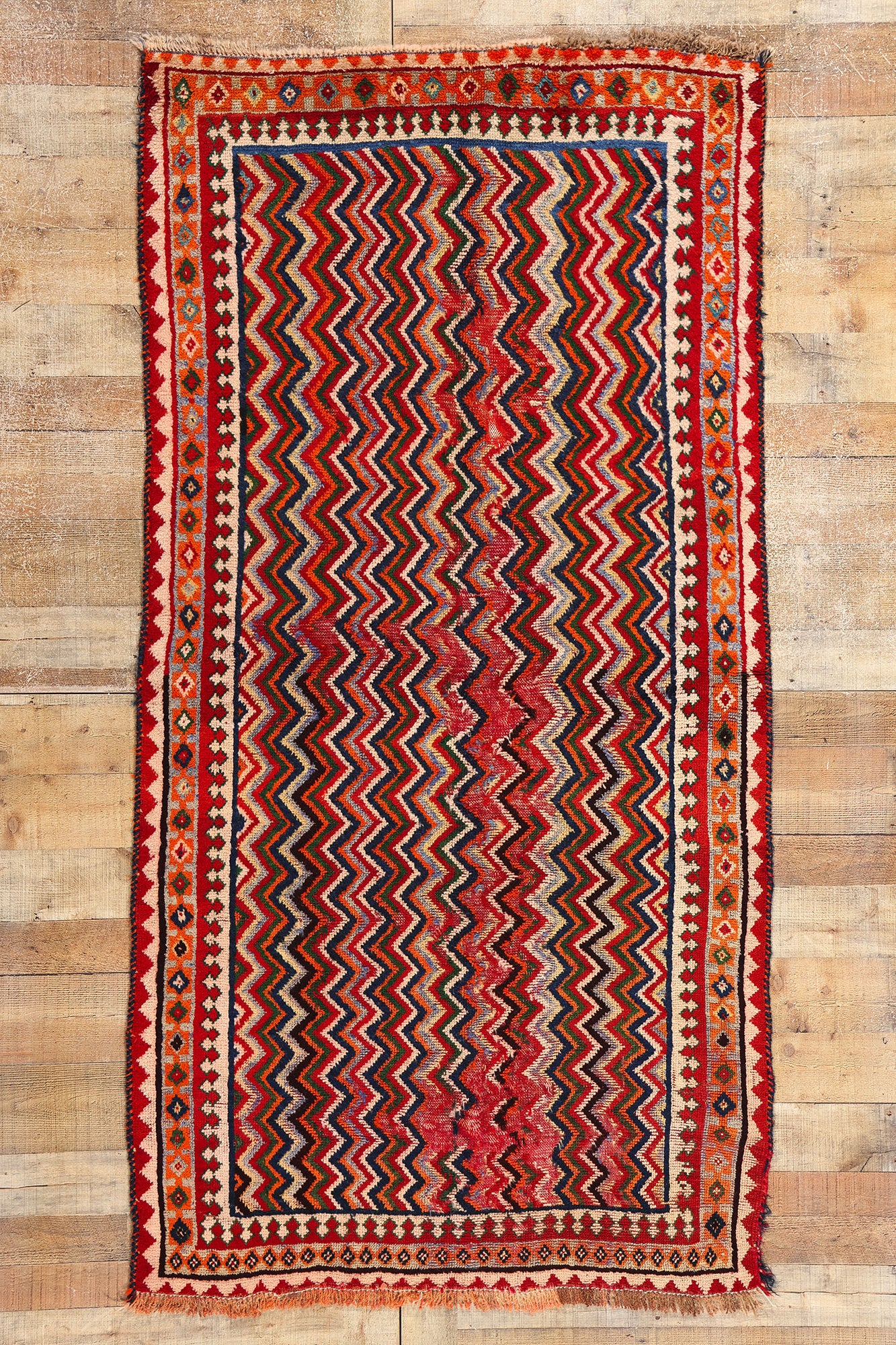 4 x 7 Antique Persian Qashqai Rug 61050