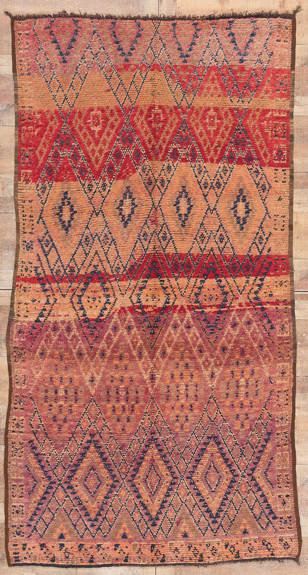 5 x 10 Vintage Purple Beni MGuild Moroccan Rug 21346
