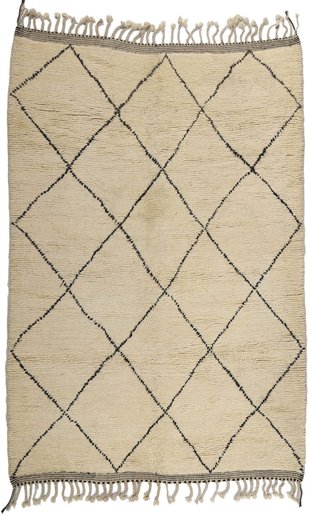 7 x 10 Vintage Moroccan Beni Ourain Rug 21828