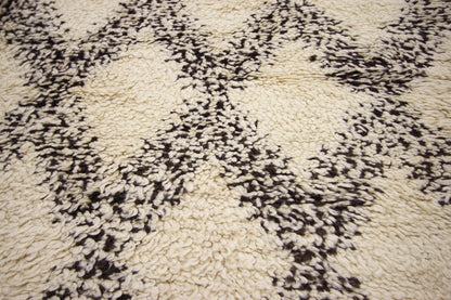 6 x 9 Vintage Moroccan Beni Ourain Rug 20737