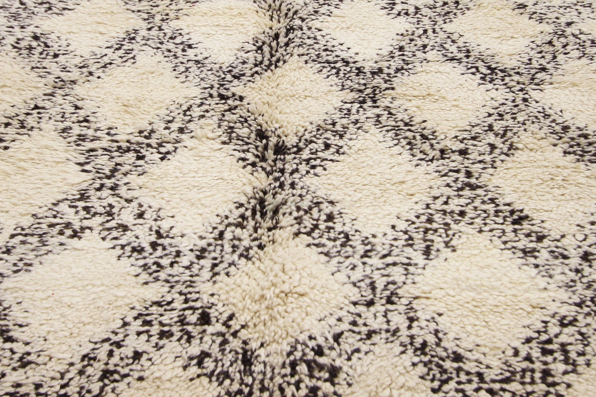 6 x 9 Vintage Moroccan Beni Ourain Rug 20737