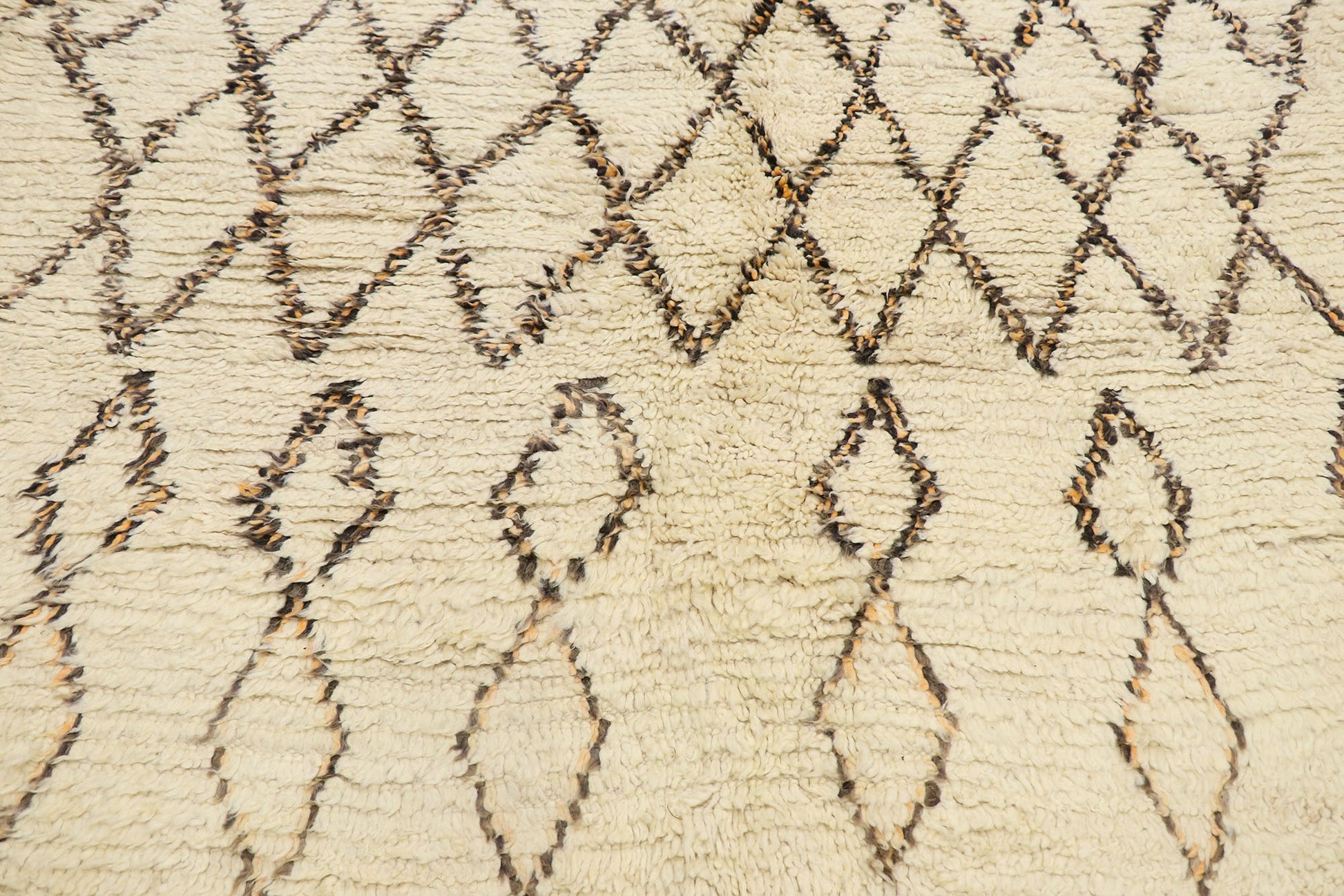 7 x 13 Vintage Moroccan Beni Ourain Rug 21348