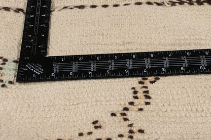 5 x 10 Vintage Neutral Moroccan Beni Ourain Rug 21789