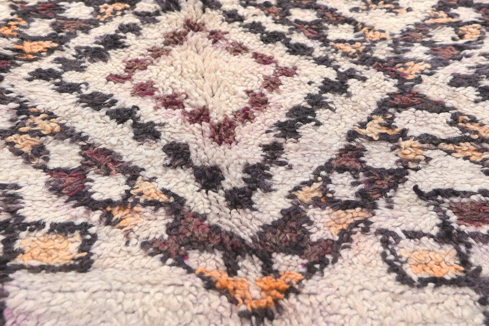 6 x 9 Vintage Moroccan Beni Ourain Rug 20858
