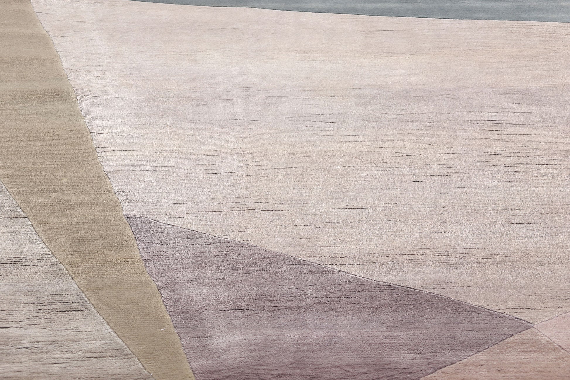 10 x 13 Contemporary Abstract Rug 31048