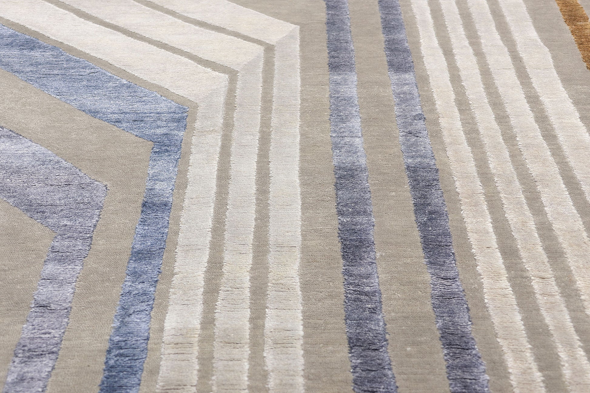 7 x 10 Contemporary Art Deco Rug 31042