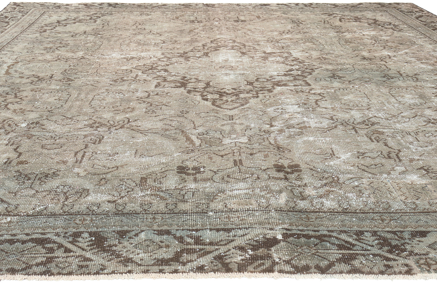 10 x 12 Antique-Worn Persian Mahal Rug 60666