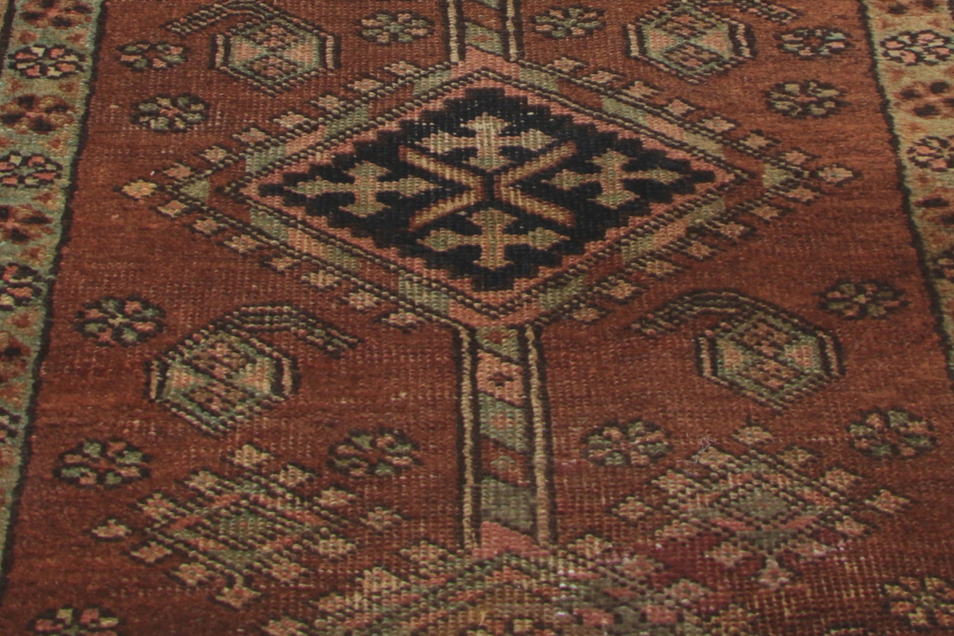 2 x 10 Antique-Worn Persian Heriz Rug 73166