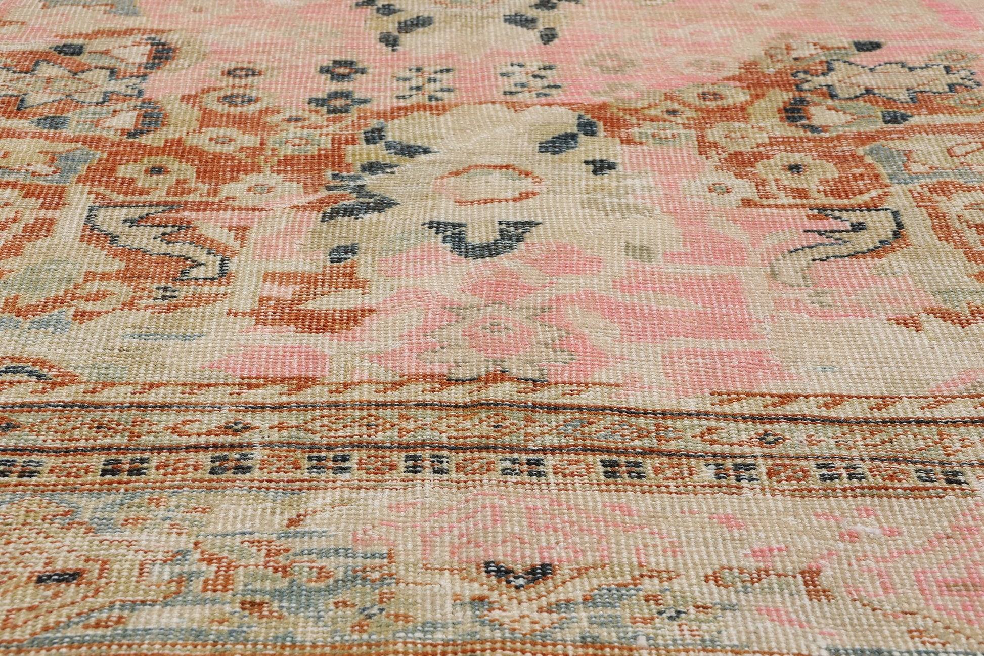 9 x 12 Antique Pink Persian Sultanabad Rug 53910