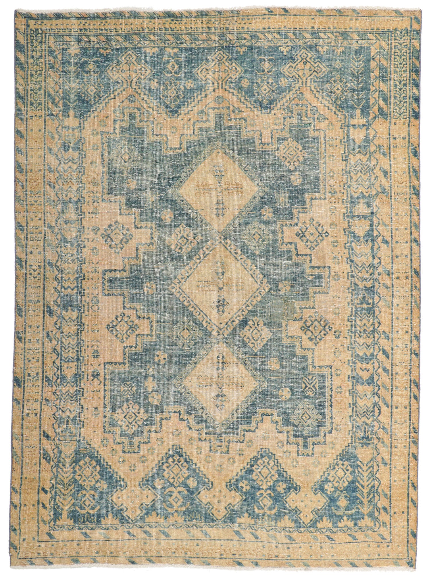 5 x 7 Vintage-Worn Persian Viss Rug 61121