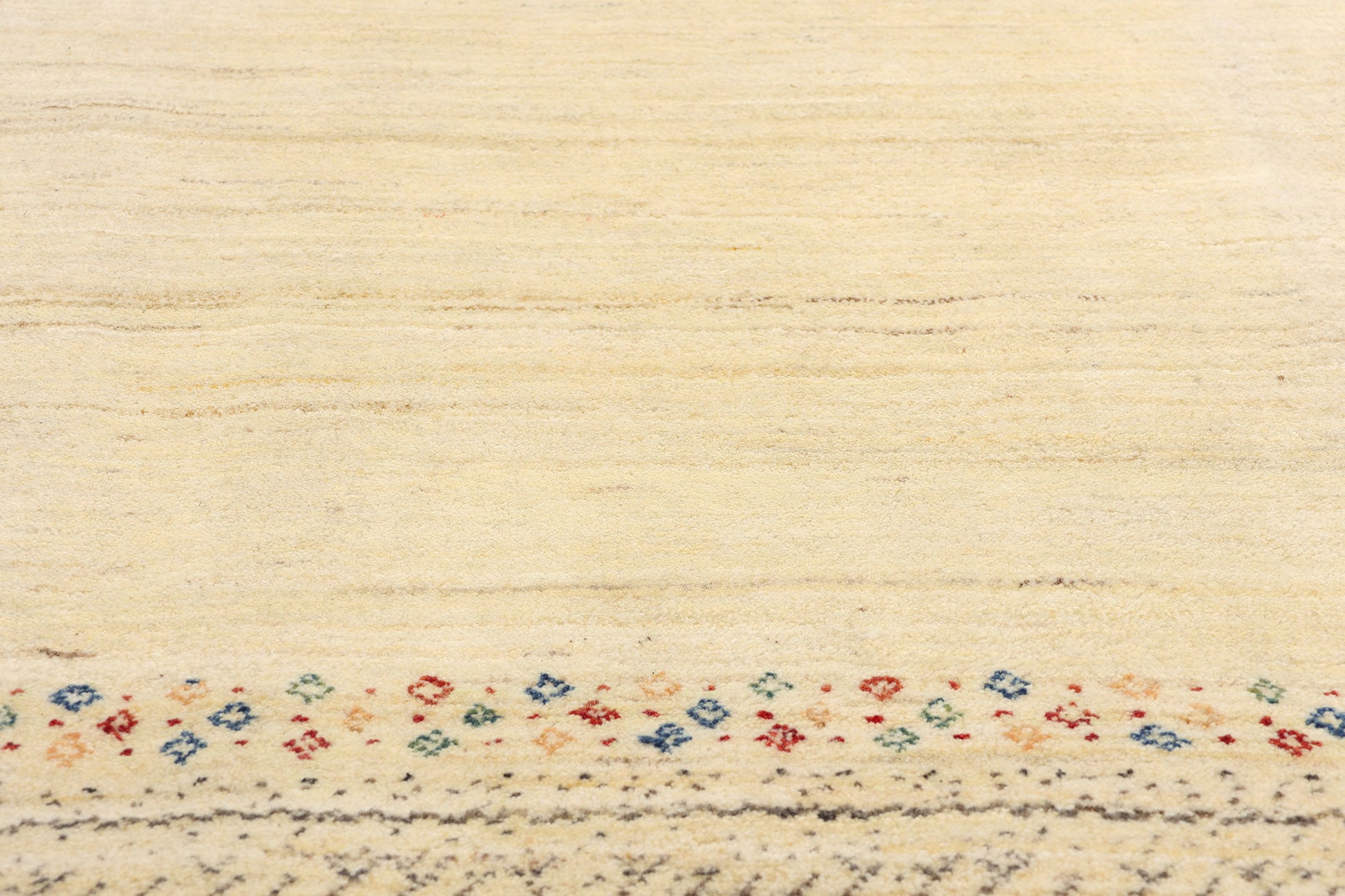 5 x 8 Earth-Tone Indian Gabbeh Rug 31006