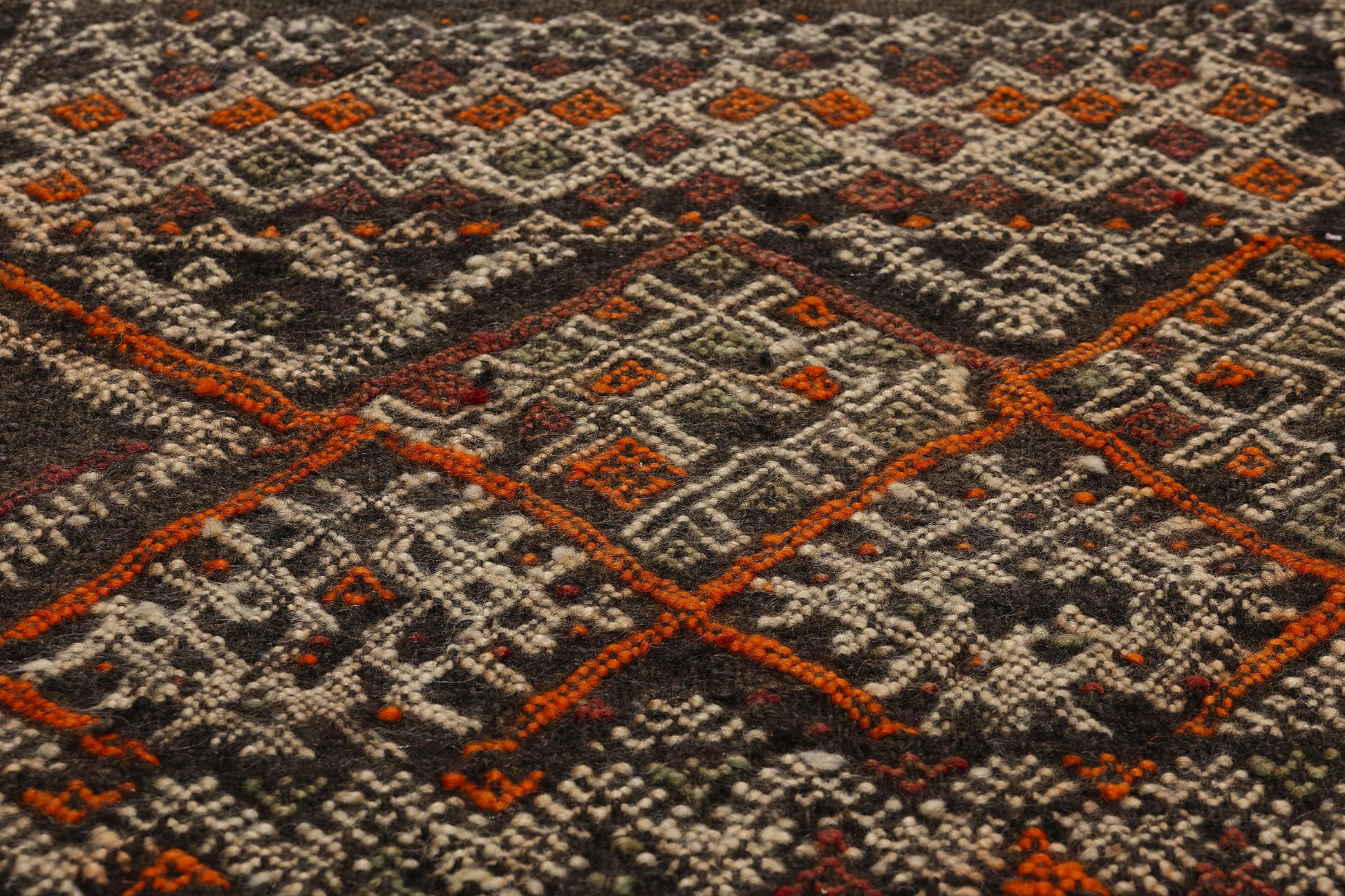 3 x 18 Vintage Zemmour Moroccan Kilim Rug 21779