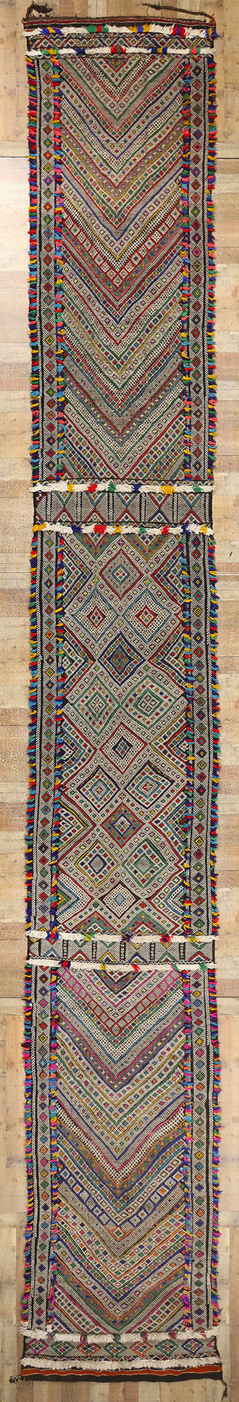4 x 26 Vintage Zemmour Moroccan Kilim Rug 21848