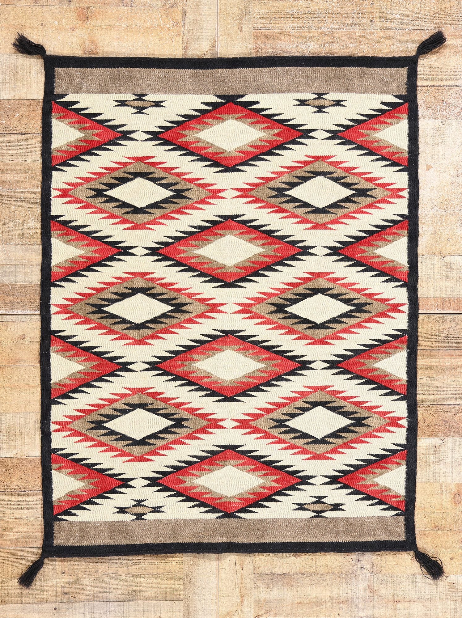 4 x 5 Vintage Eye Dazzler Navajo Rug 81119