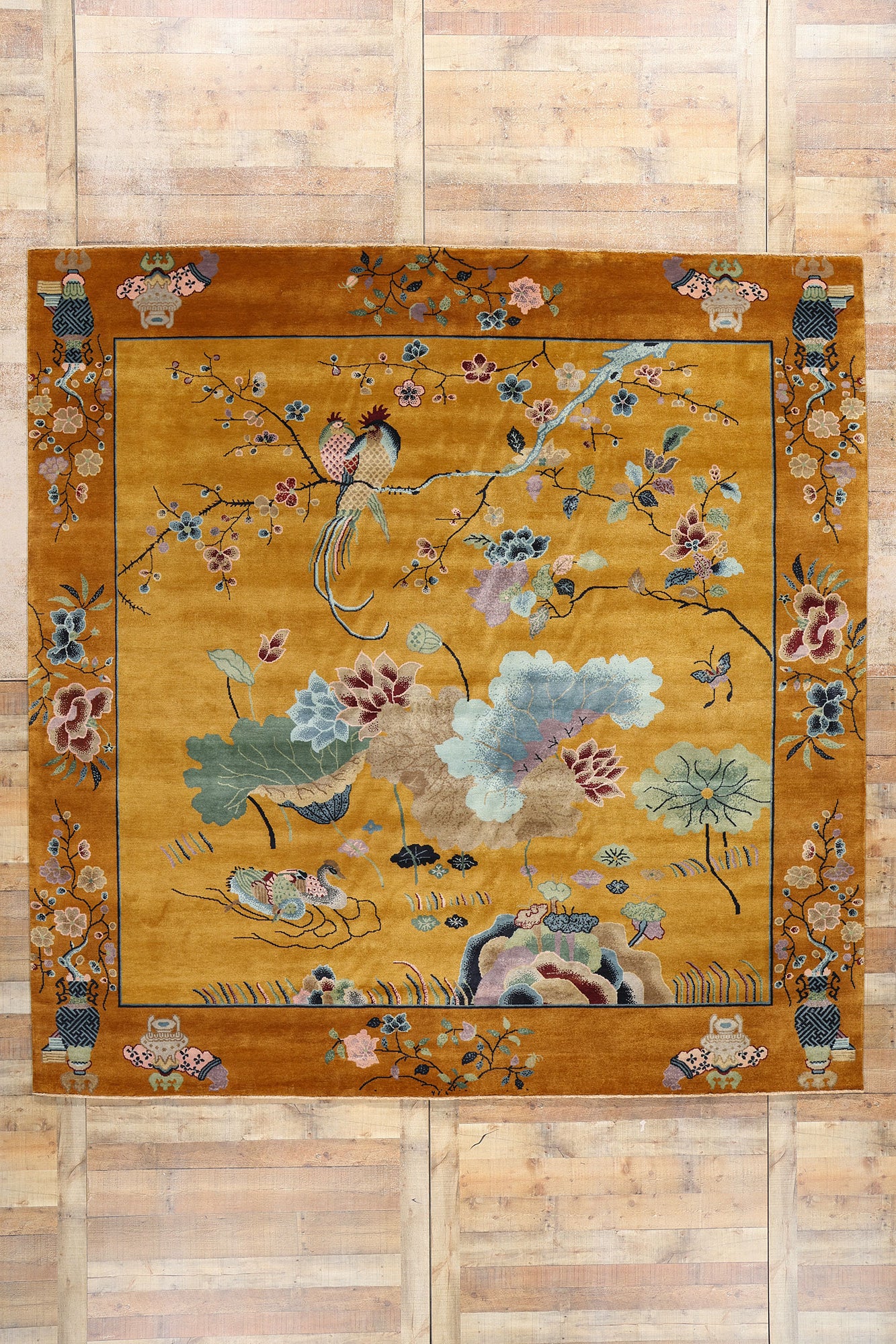 10 x 10 Modern Square Chinese Art Deco Pictorial Rug 31086