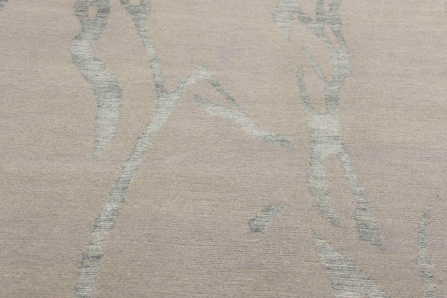 7 x 9 Biophilic Japandi Modern Wool and Silk Rug 31134