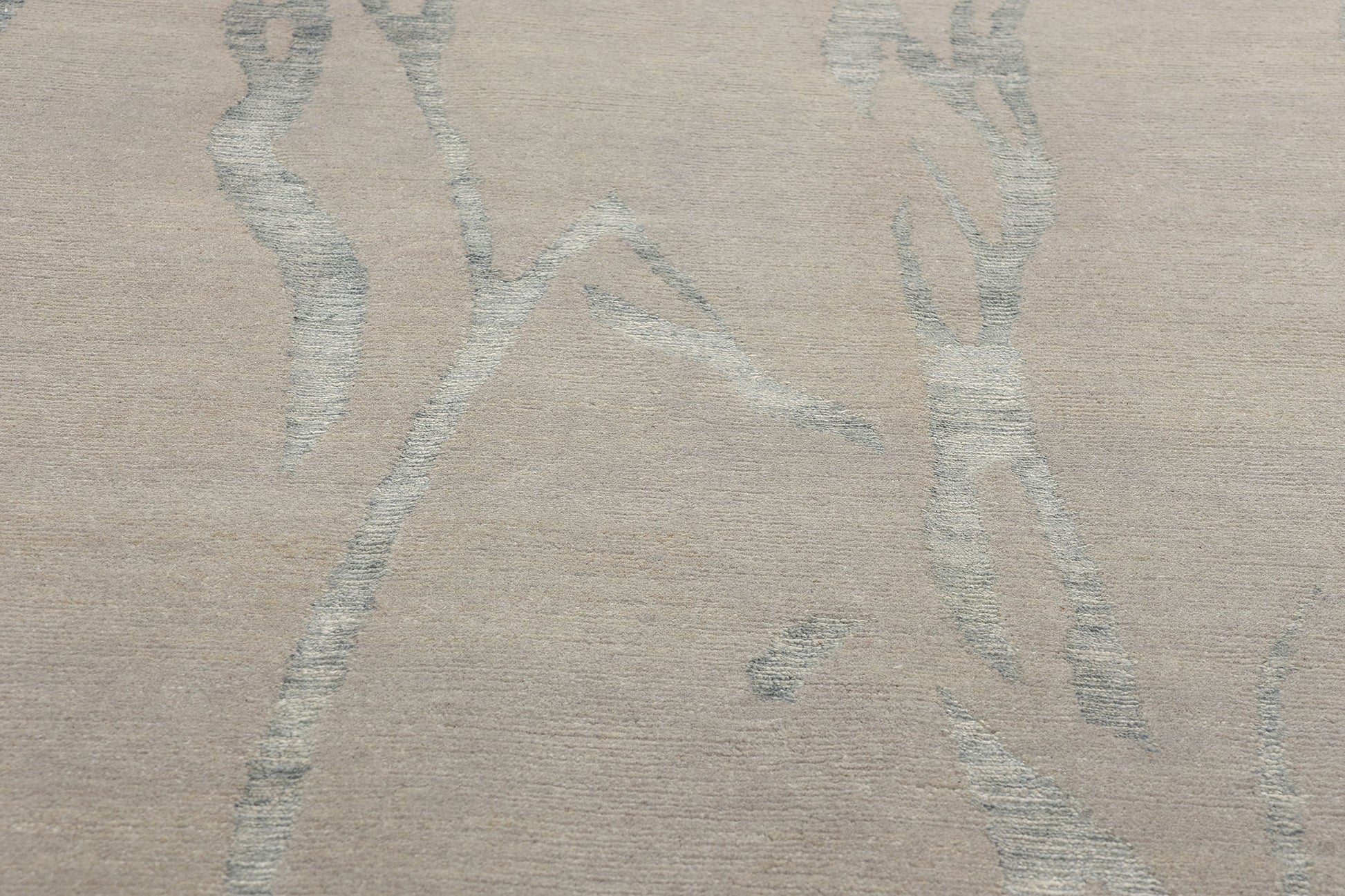 7 x 9 Biophilic Japandi Modern Wool and Silk Rug 31134