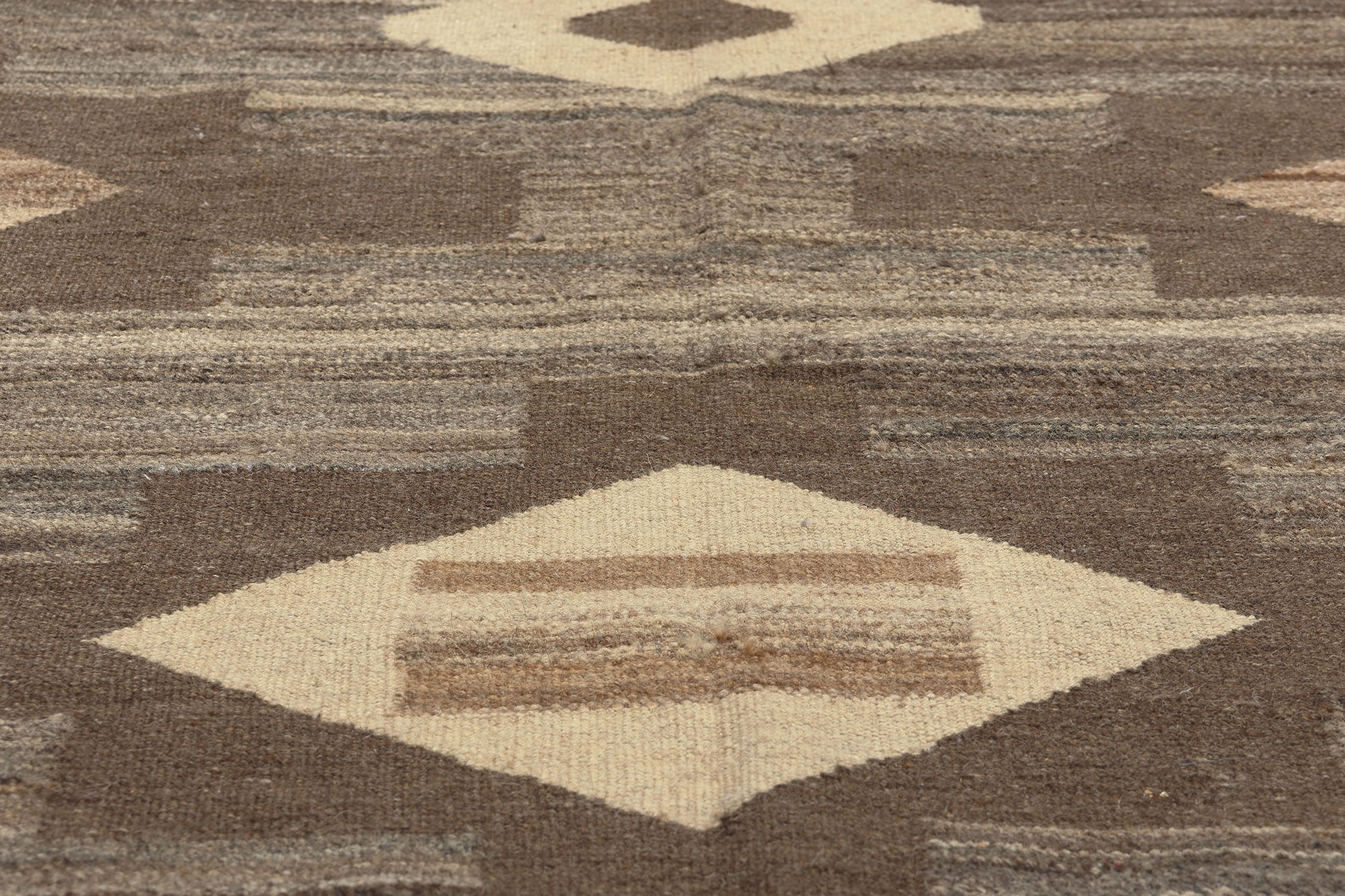9 x 12 Southwest Modern Navajo-Style Rug 81034
