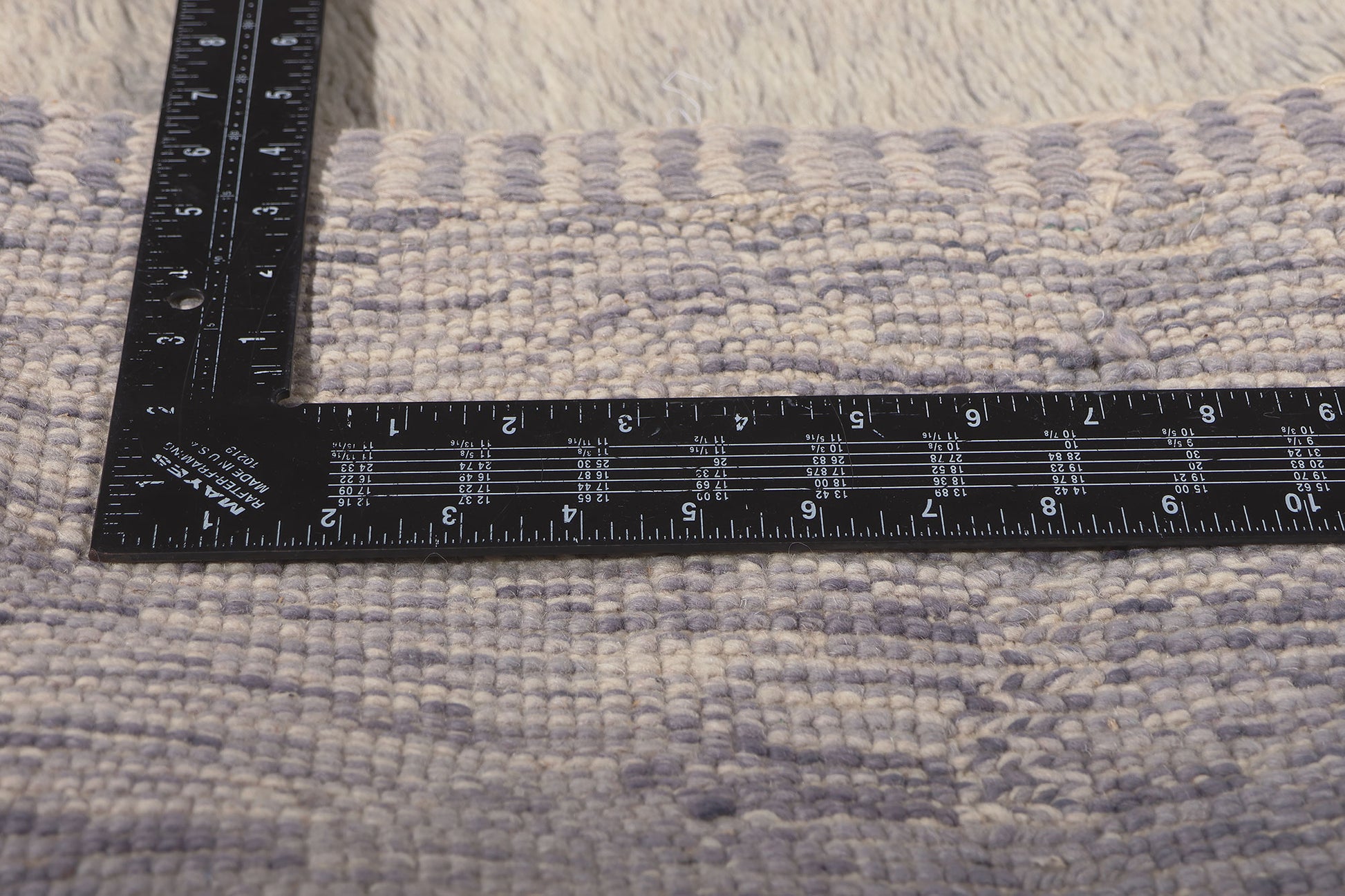 3 x 18 Modern Lavender-Gray Moroccan Rug 78685