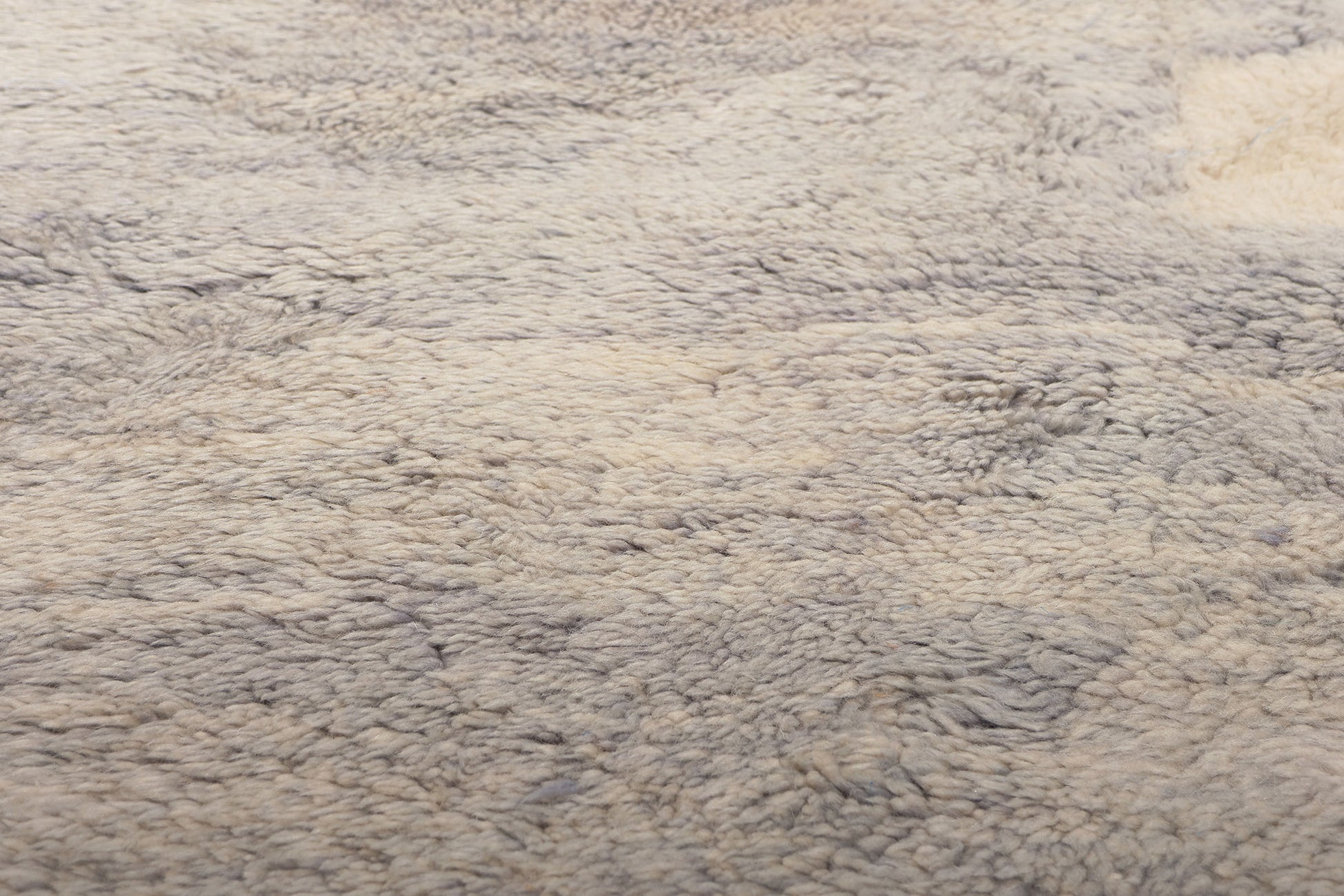 3 x 18 Modern Lavender-Gray Moroccan Rug 78685