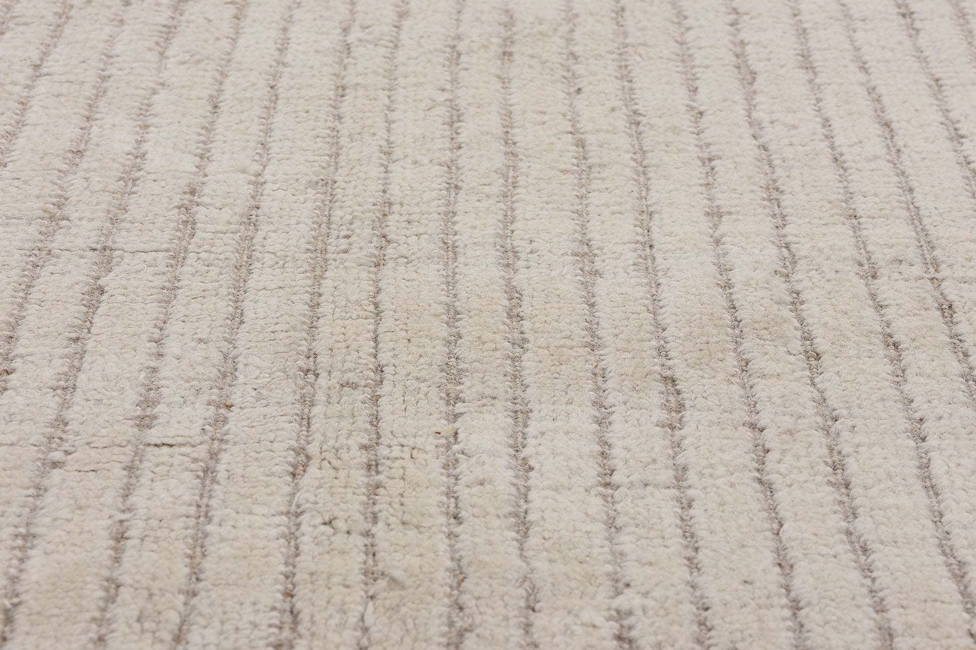 9 x 12 Organic Modern Striations Moroccan Rug 81072