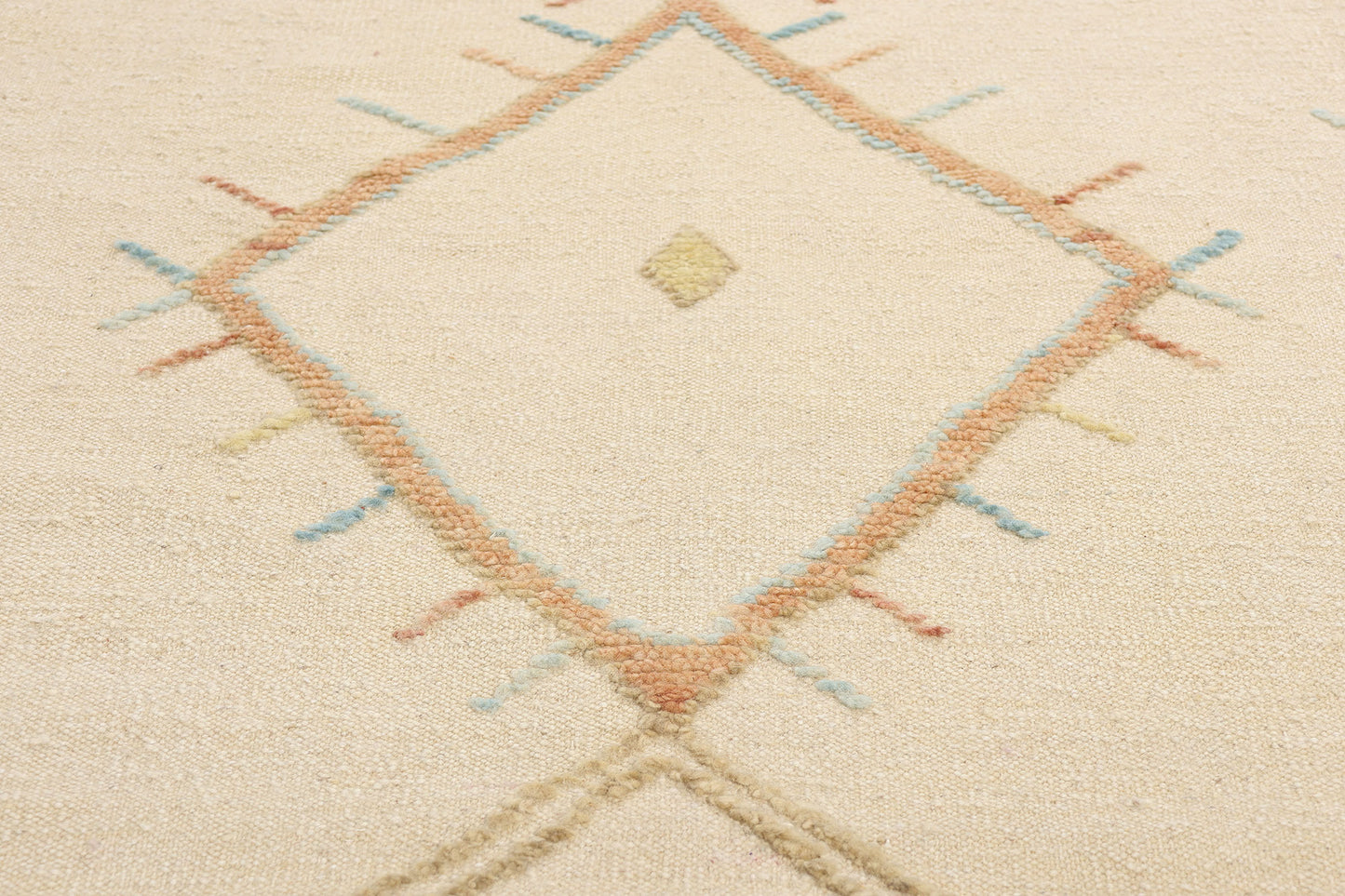 8 x 10 Modern Boho Tribal Moroccan High-Low Rug 31307