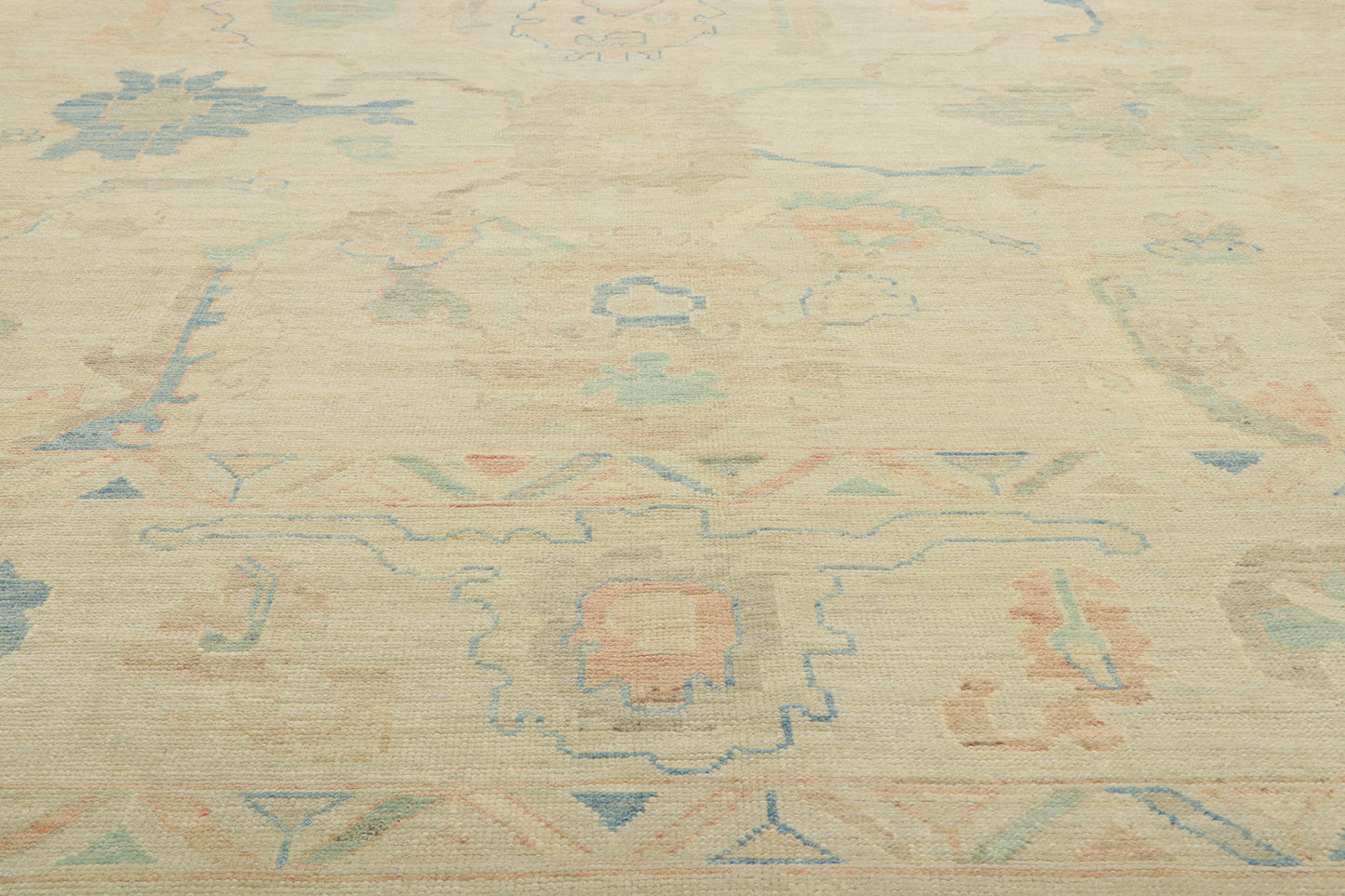13 x 15 Vintage-Inspired Oushak Rug 80934