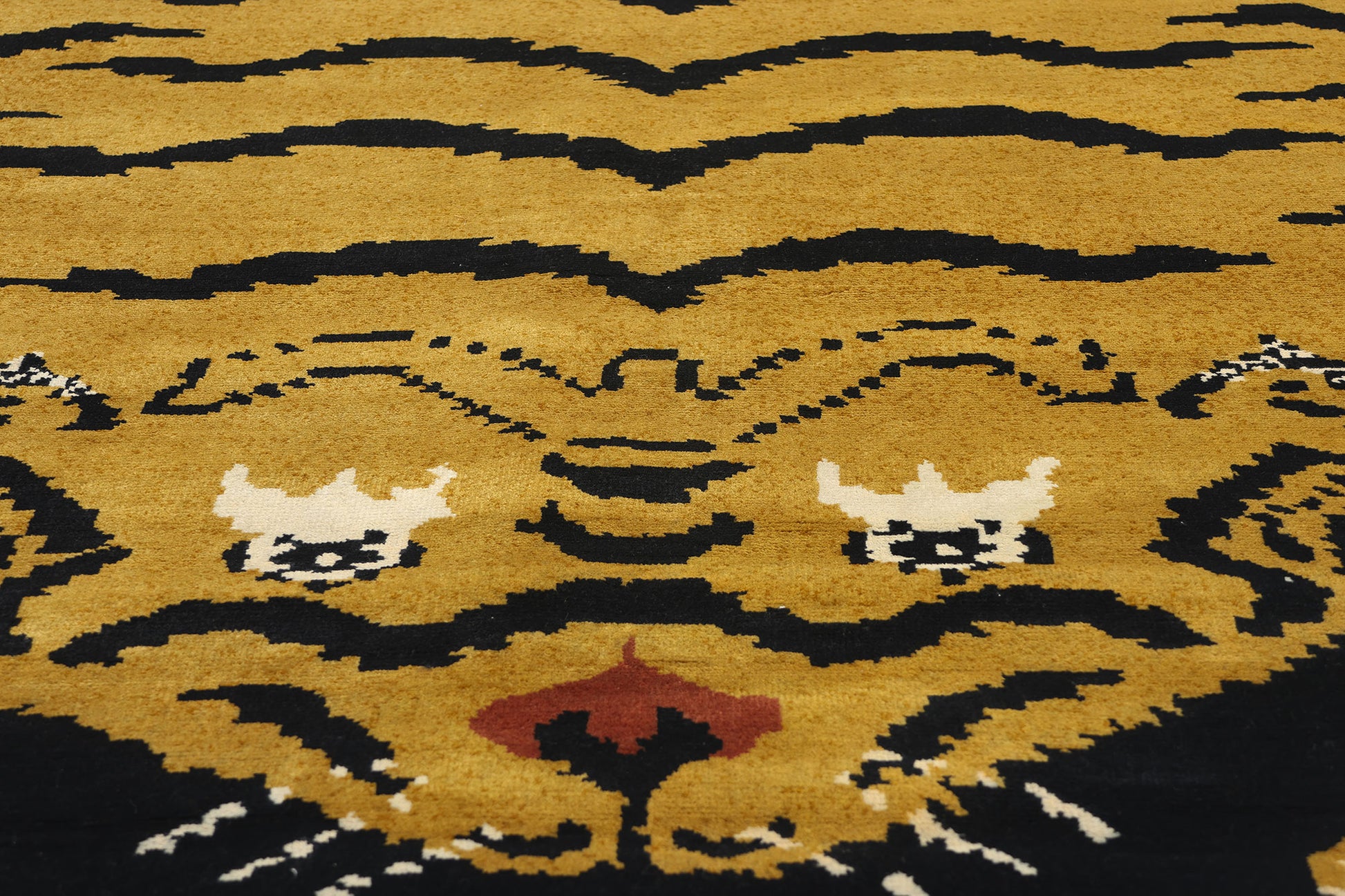 8 x 10 Modern Tibetan Tiger Rug 31324