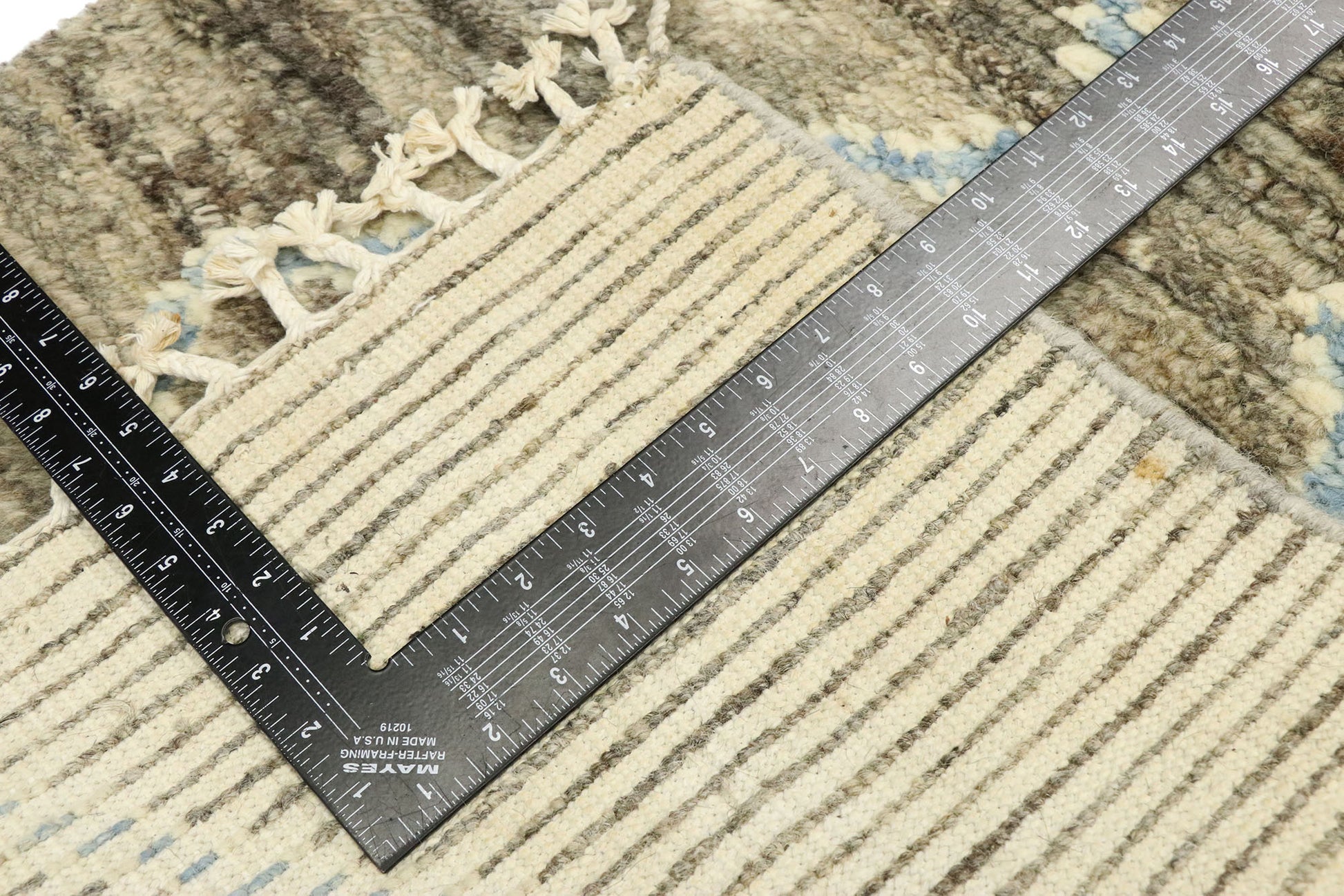 3 x 13 Earth-Tone Moroccan Rug 80617