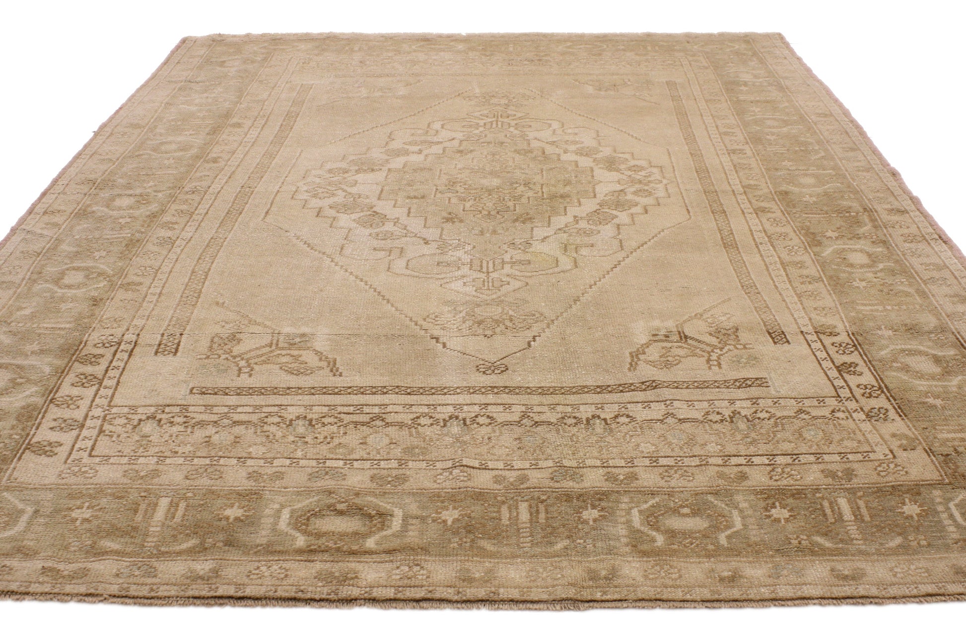 6 x 8 Vintage Turkish Oushak Rug 52182