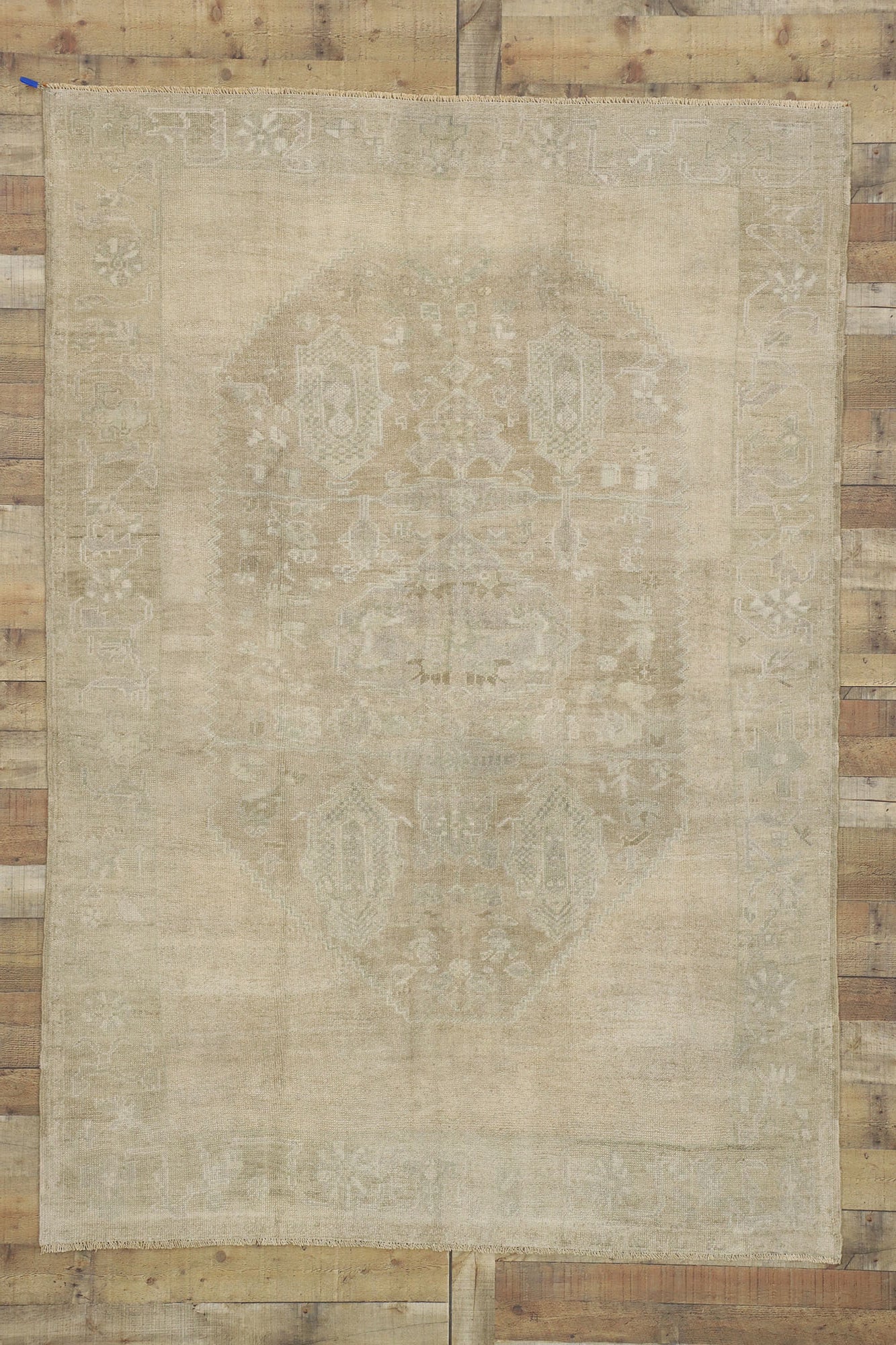 6 x 8 Vintage Turkish Oushak Rug 52457
