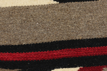 5 x 7 Southwest Modern Navajo-Style Rug 81045
