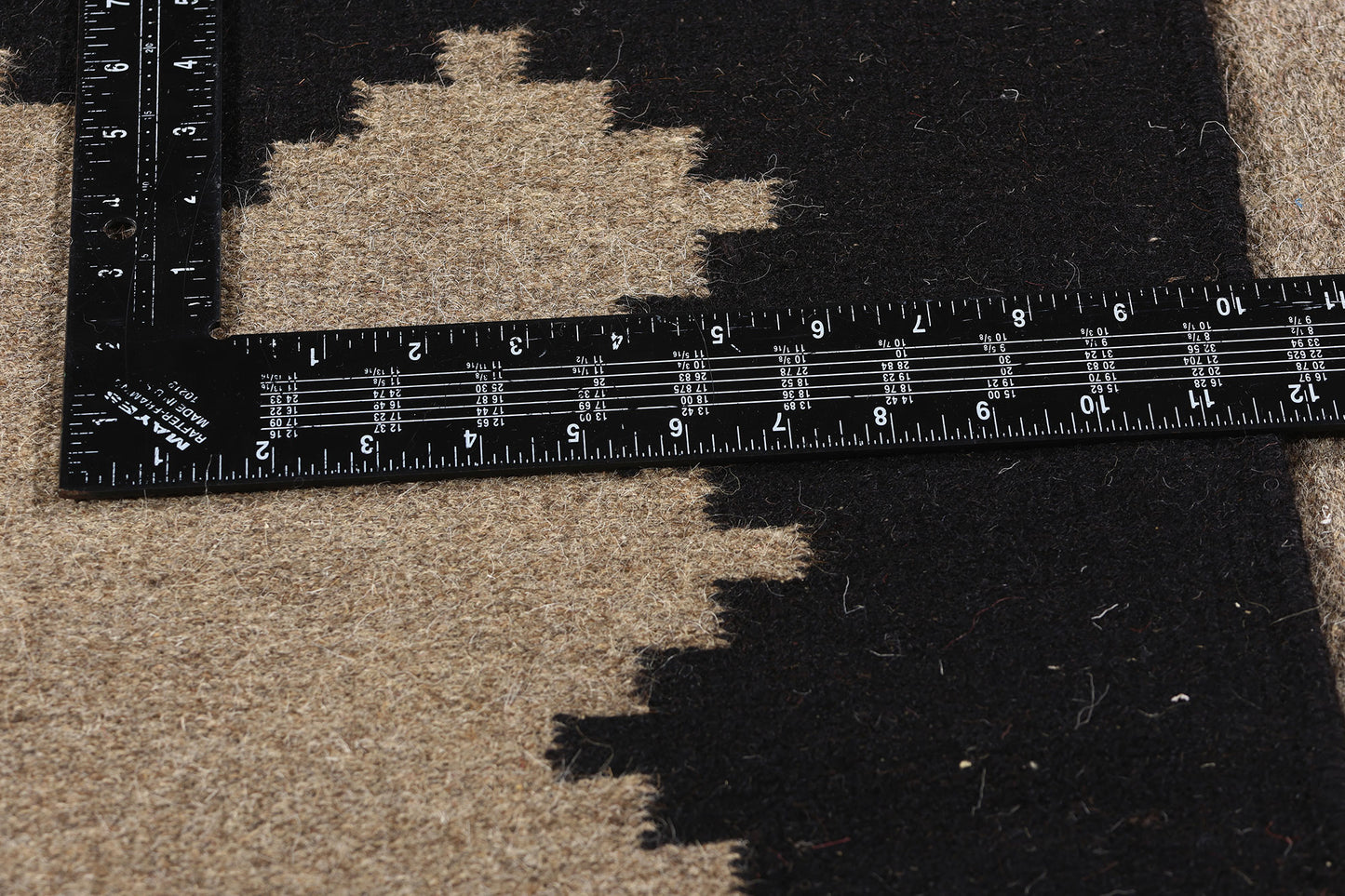 8 x 8 Southwest Modern Square Navajo-Style Rug 81118