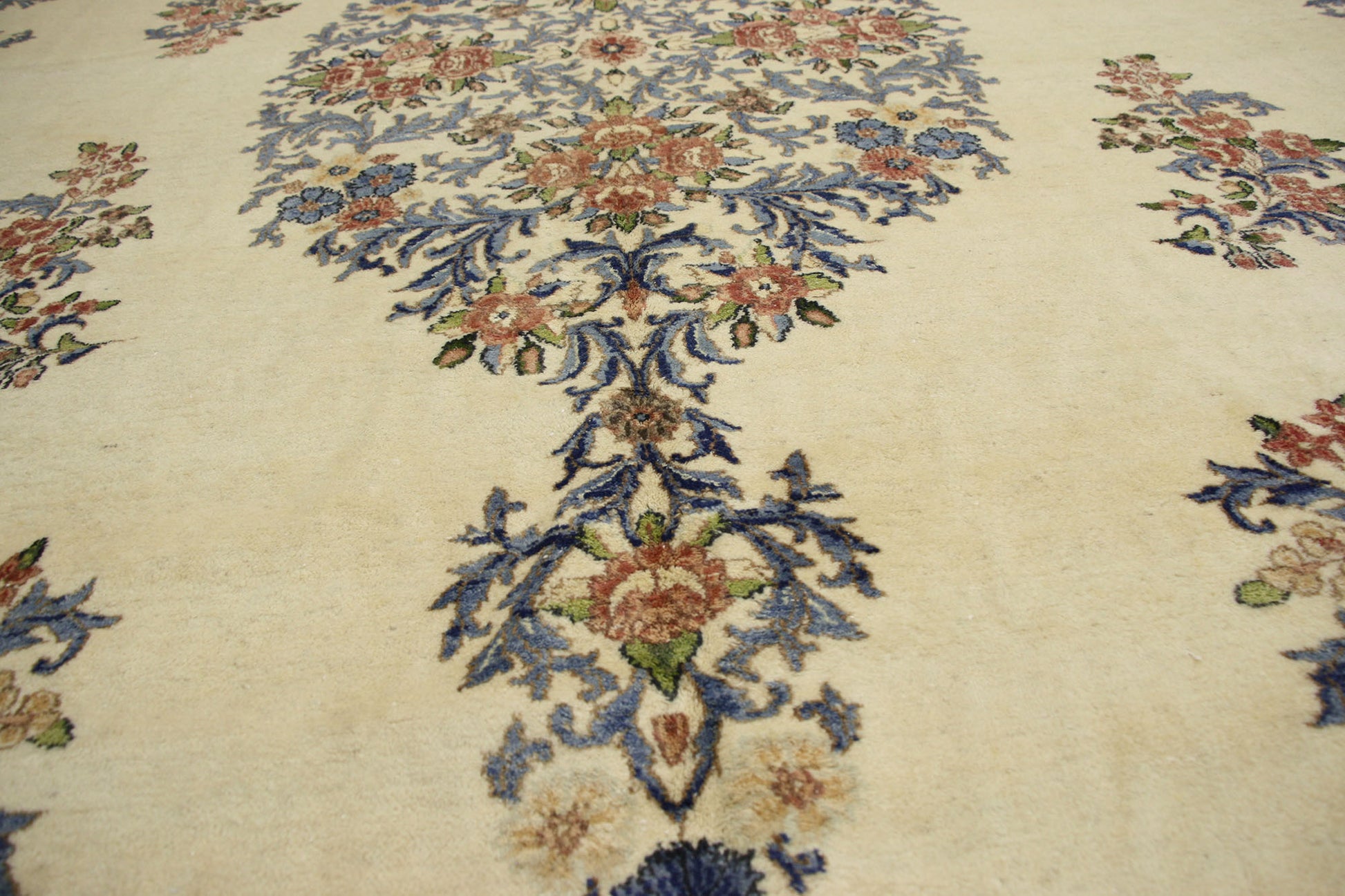 11 x 17 Antique Persian Kerman Rug 71946