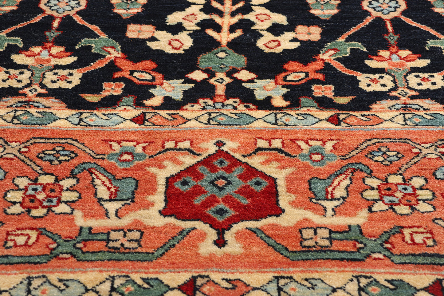 13 x 18 Modern Black Persian Mahal Rug 61293