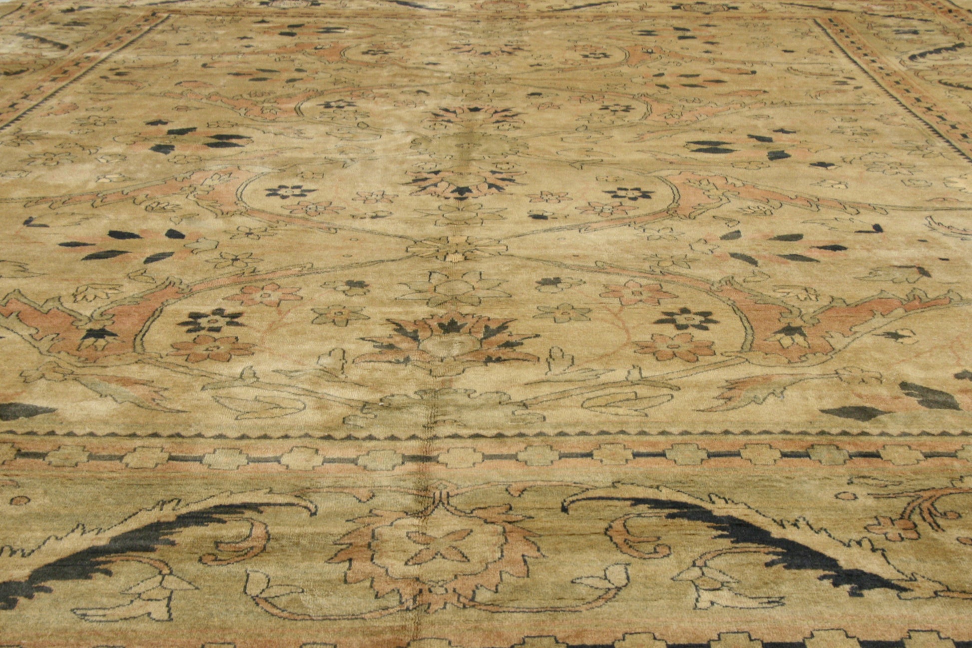 13 x 18 Vintage Persian Mahal Rug 75823