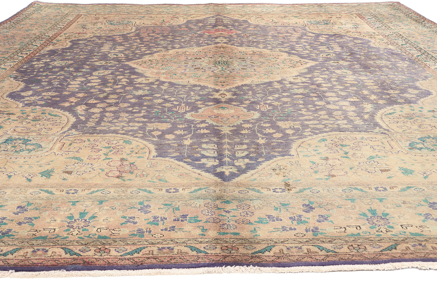10 x 13 Vintage Persian Tabriz Rug 76417