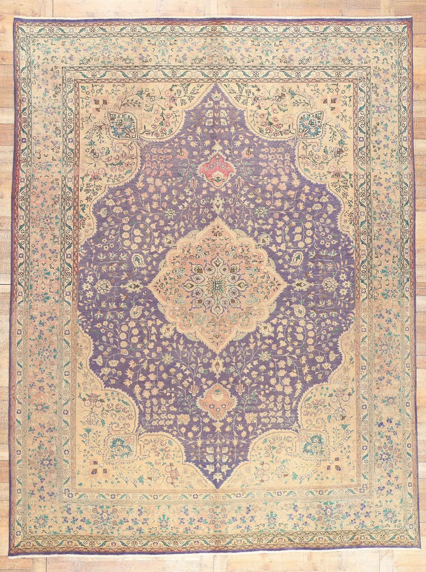 10 x 13 Vintage Persian Tabriz Rug 76417