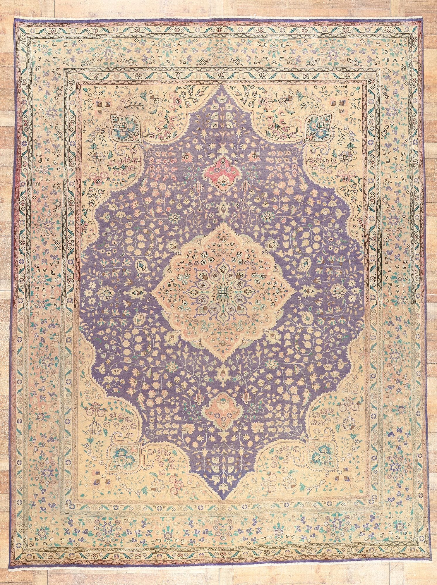 10 x 13 Vintage Persian Tabriz Rug 76417