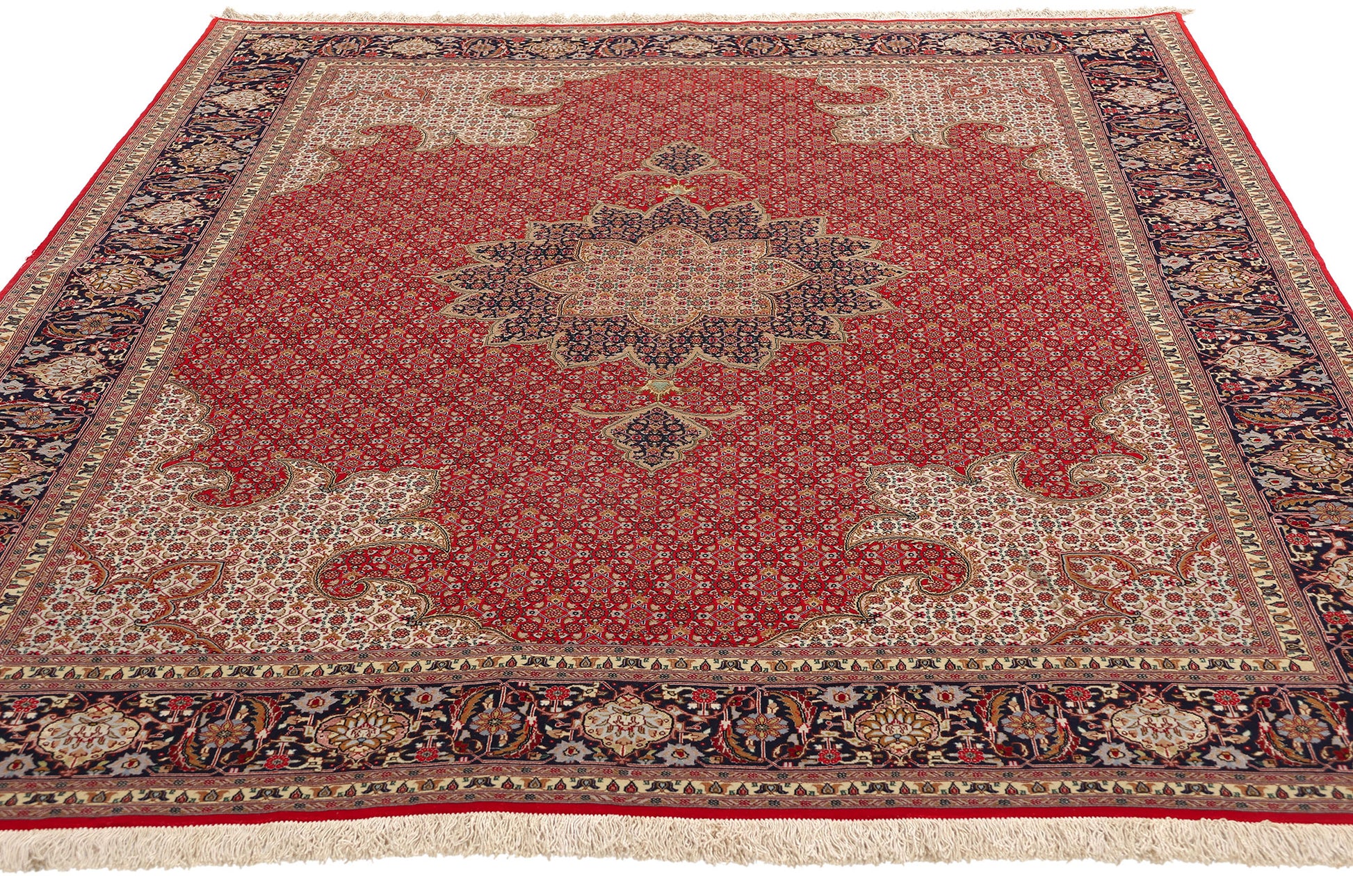 5 x 7 Vintage Persian Mahi Tabriz Rug 77001