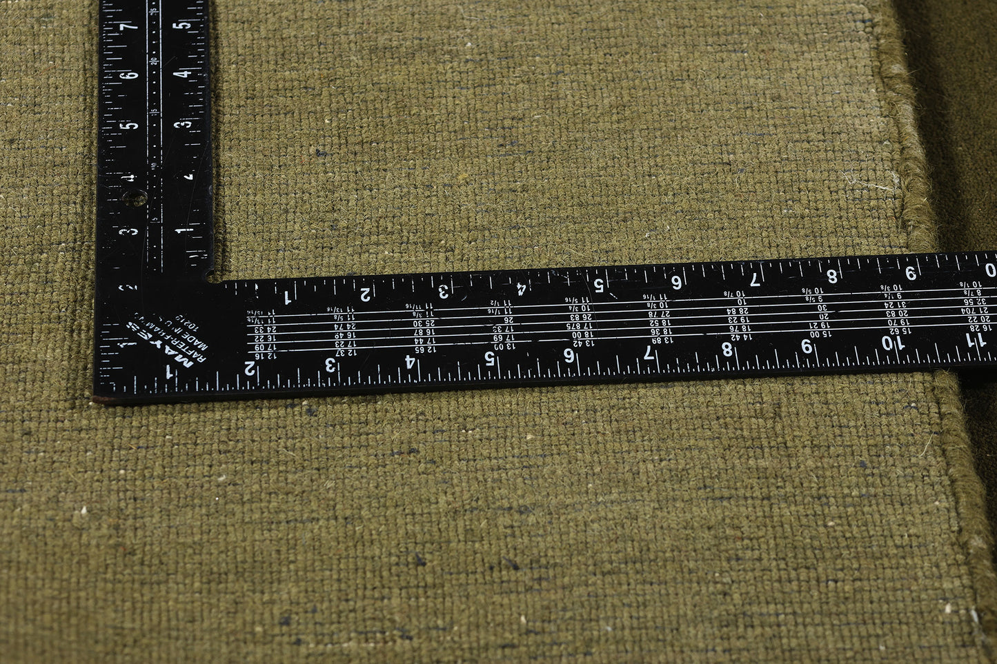 9 x 12 Solid Olive Green Modern Rug 31162