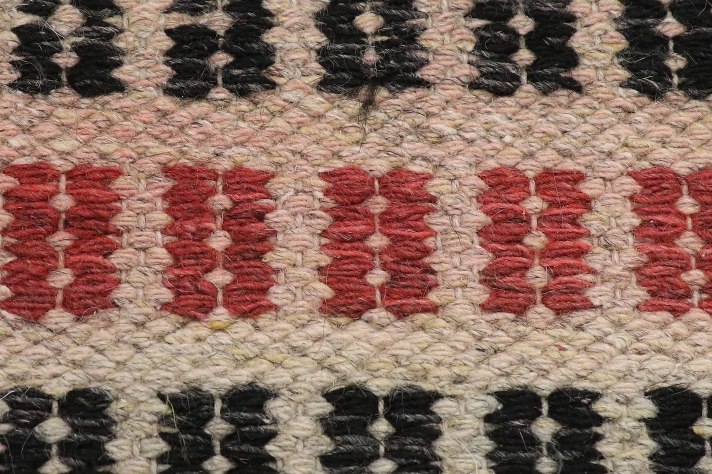 3 x 29 Vintage Extra-Long Swedish Rollakan Rug 76917