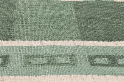 10 x 12 Scandinavian Modern Swedish Inspired Kilim Rug 30975