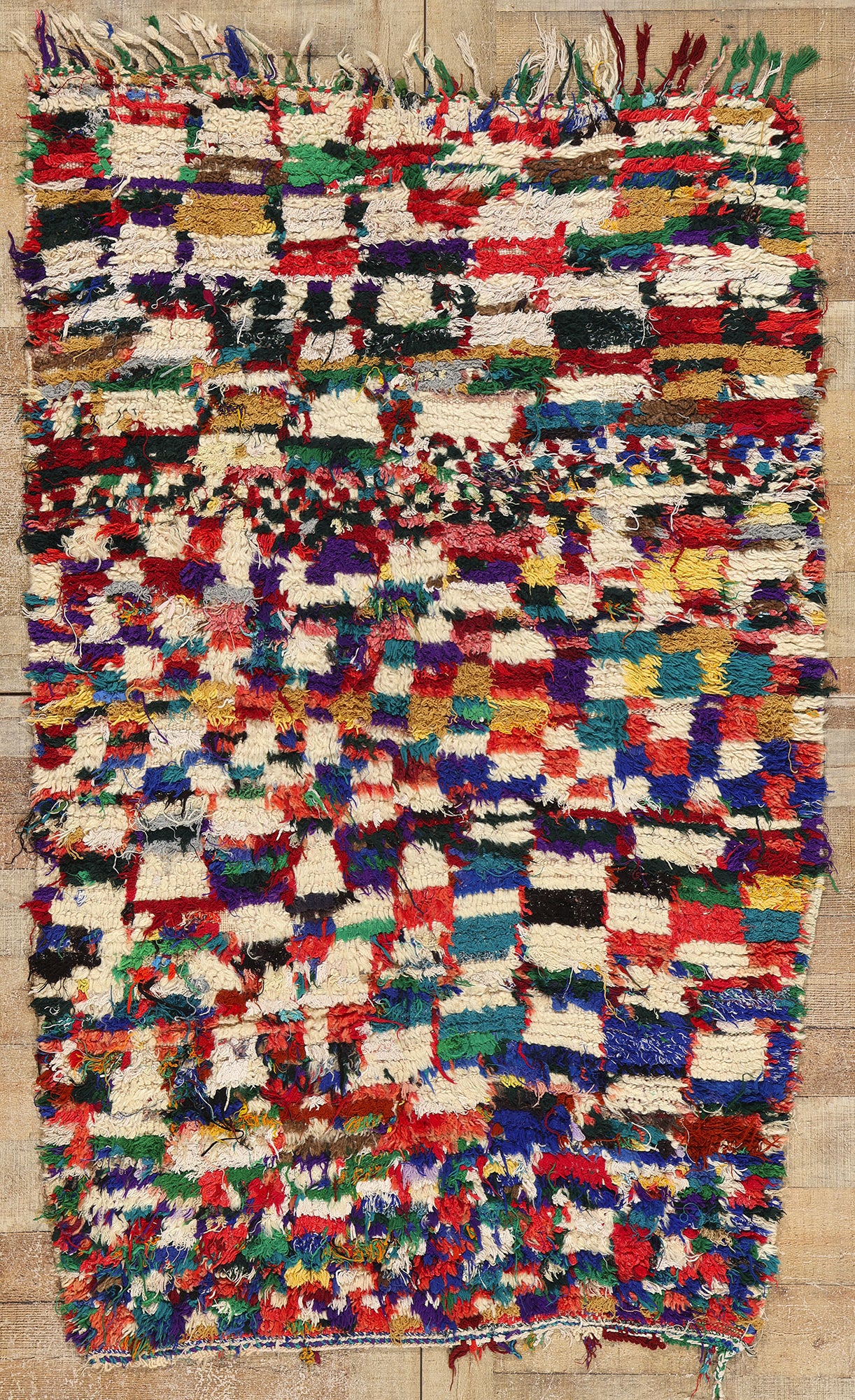 4 x 6 Vintage Checkered Moroccan Azilal Rug 21721